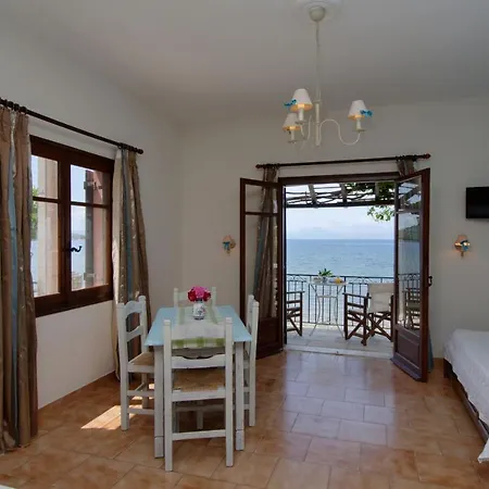 Iro Family Apartments Pelion Лефокастро Экстерьер фото